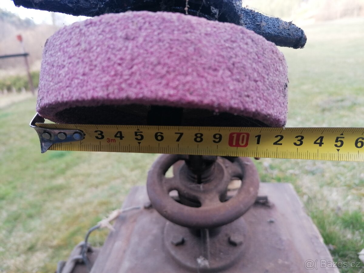 Bruska na žabkovou kosu - 9