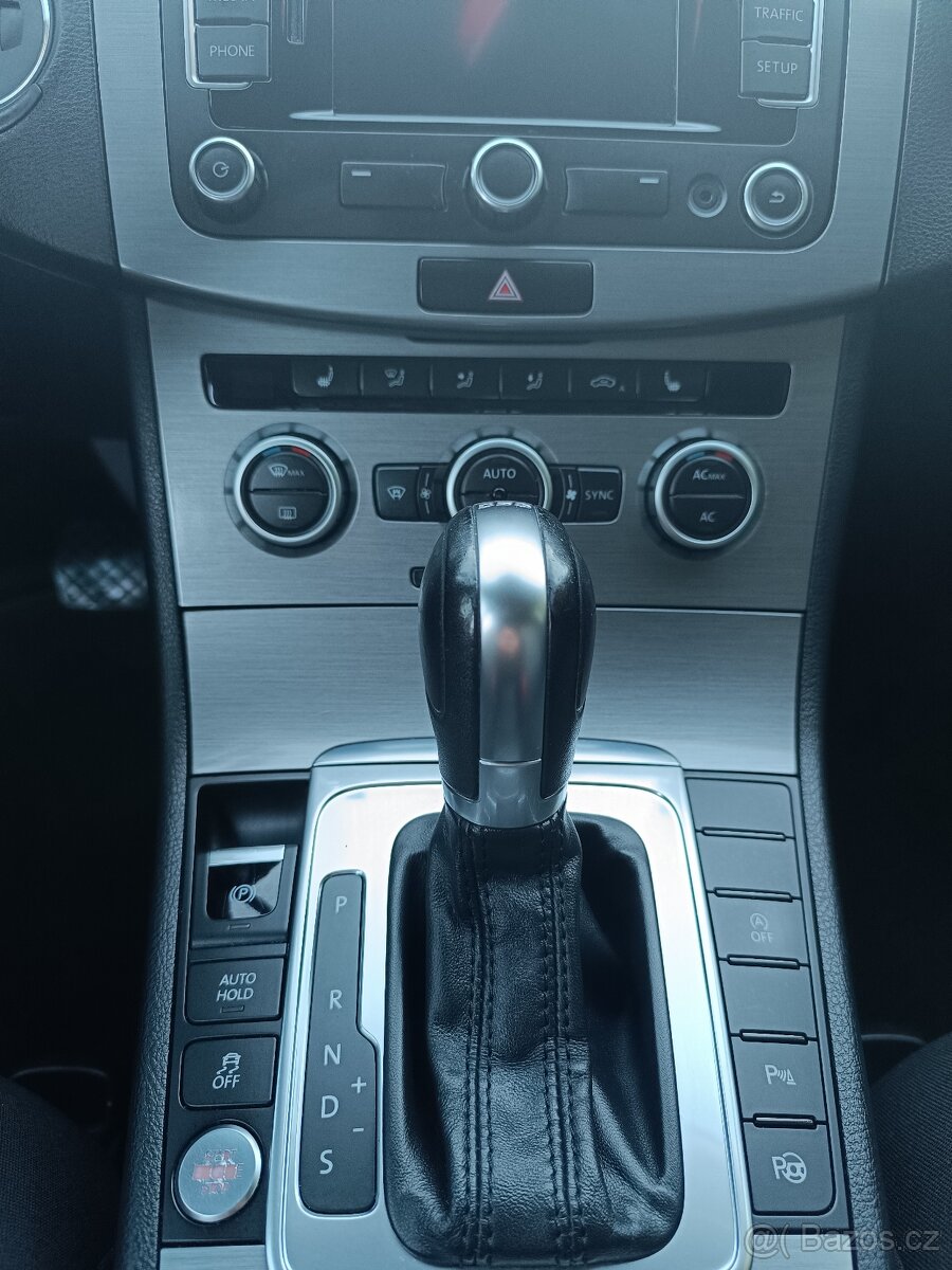 Volkswagen Passat B7 DSG - 9