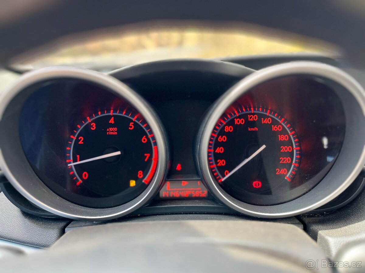 Mazda 3 - 9