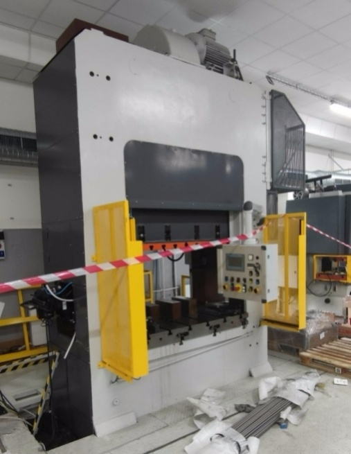 LKT 250 D po GO z roku 2019 - 9