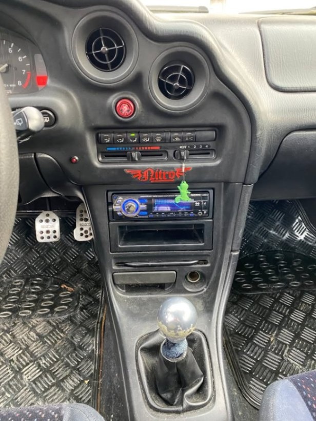 ND - Mazda mx3 1.8 v6 24v 95kw 1997 - 9