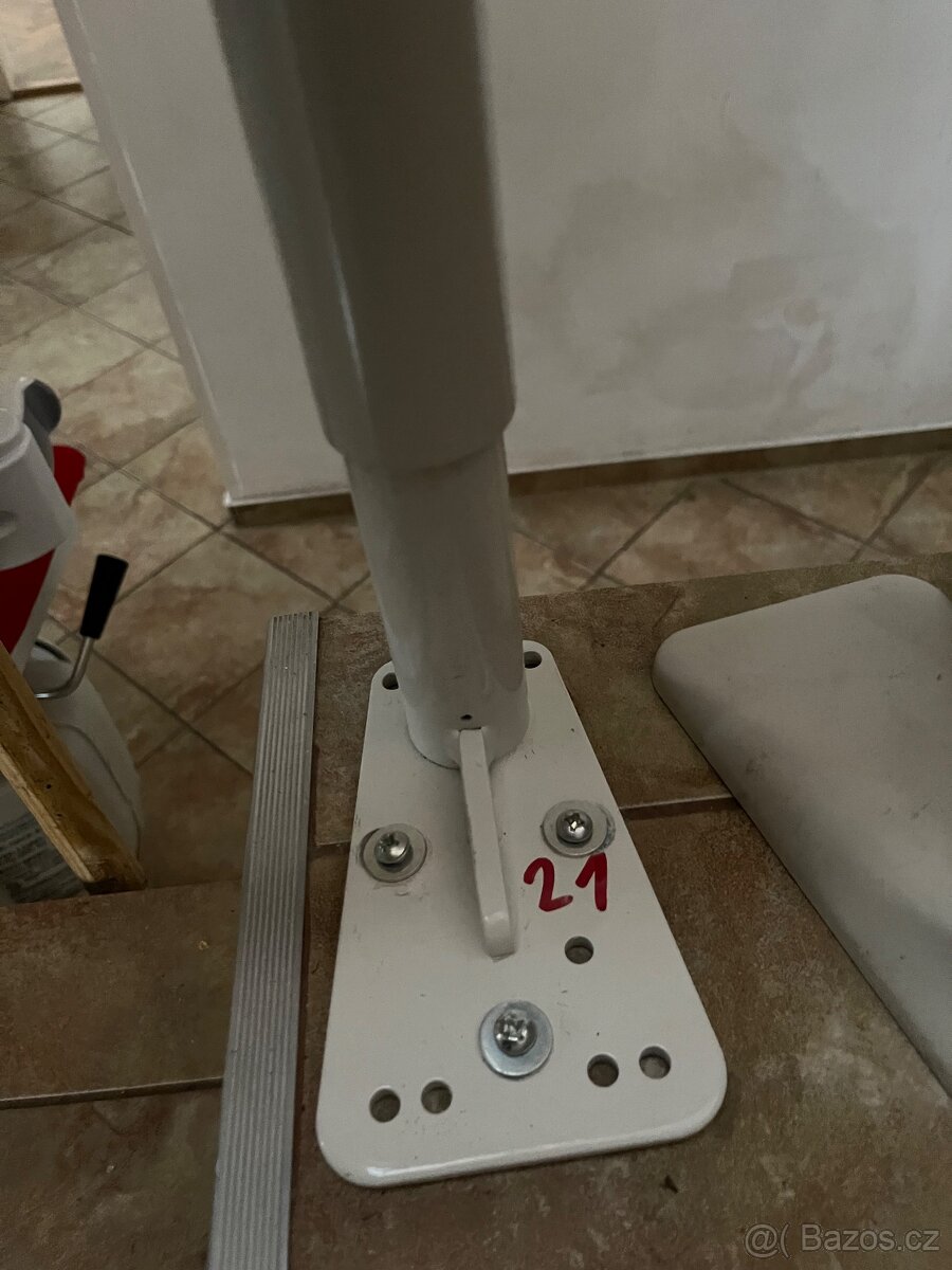 Schodišťový výtah/schodišťová sedačka Vecom - 9