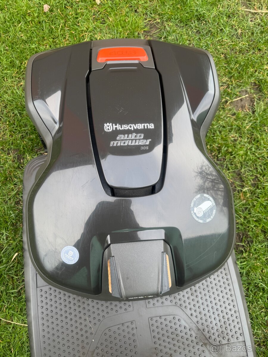 Robotická sekačka Husqvarna - 9