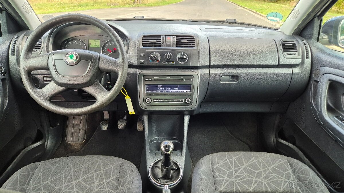 Škoda Fabia II 1.2 TSi 63Kw 2011 2. MAJITEL - 9