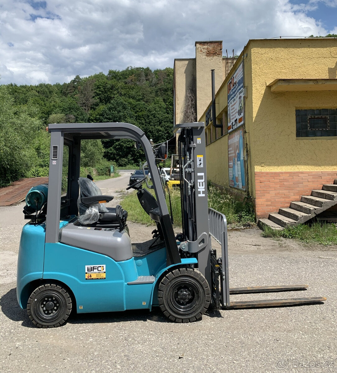 Heli CPYD 18, Nissan LPG, triplex, polokabína, 23 mth - 9