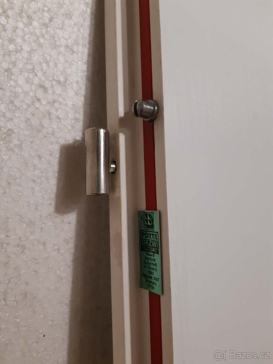 Protipozarni dvere prave 90 - 9