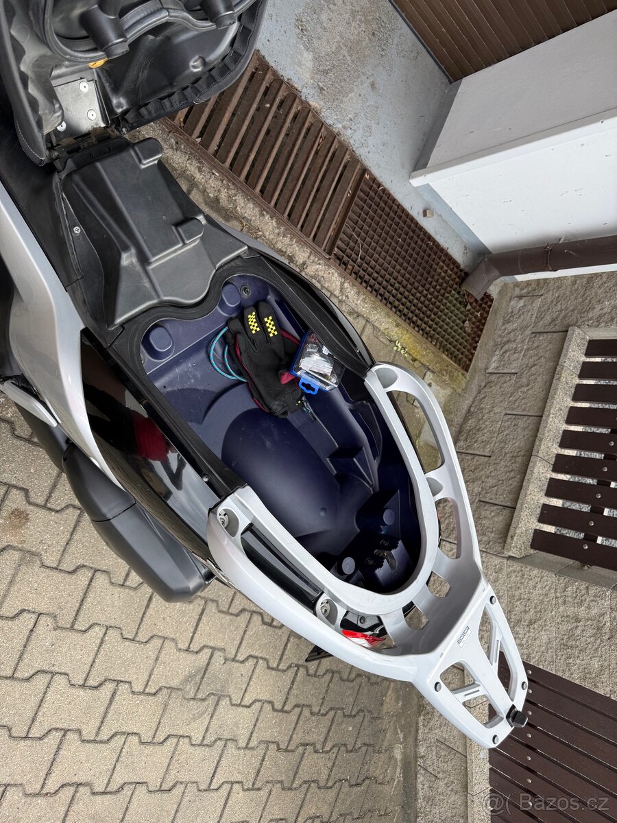 Yamaha Xcity 250 - 9