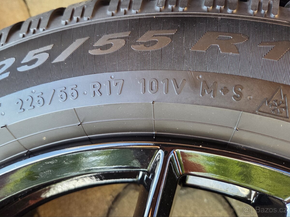 Pěkná zimní sada BMW X1 F48 17" 5x112 pneu 225/55/17 VITO - 9