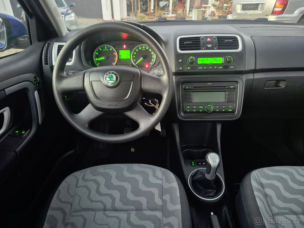 Škoda Fabia II 1.4 16V 63kW, NOVÁ STK - 9
