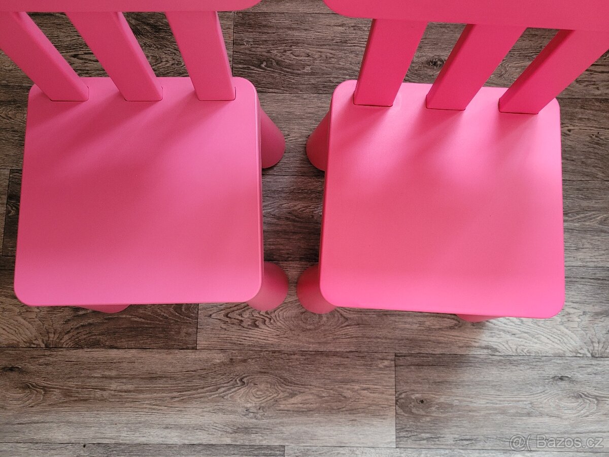 Ikea dětský set - stůl a 2 růžové židle - 9