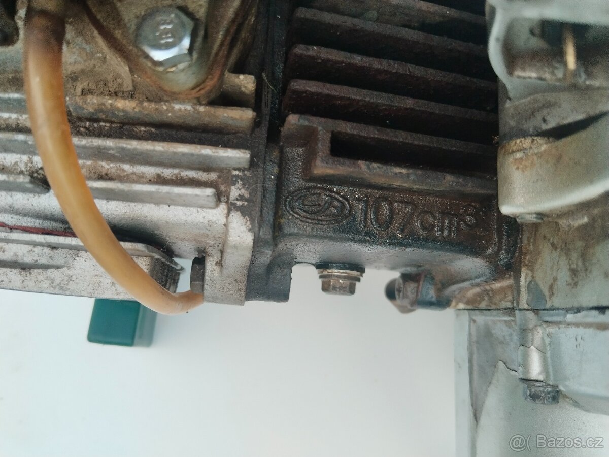 Motor 107ccm - 9