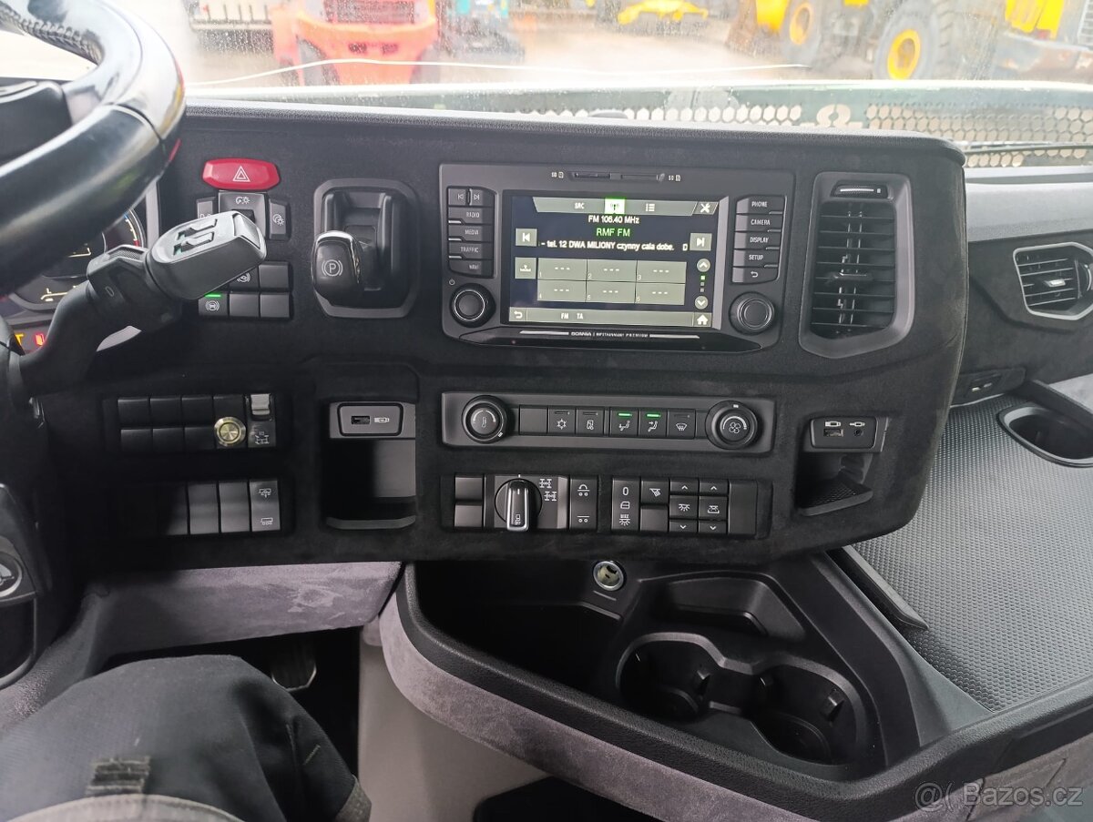 Tahač návěsů SCANIA R580 A64NA, plus návěs Goldhofer STZ-L - 9