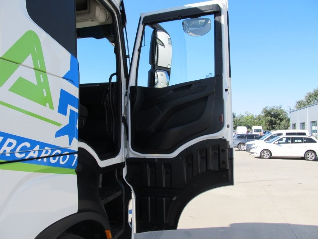 IVECO AS440 - 9