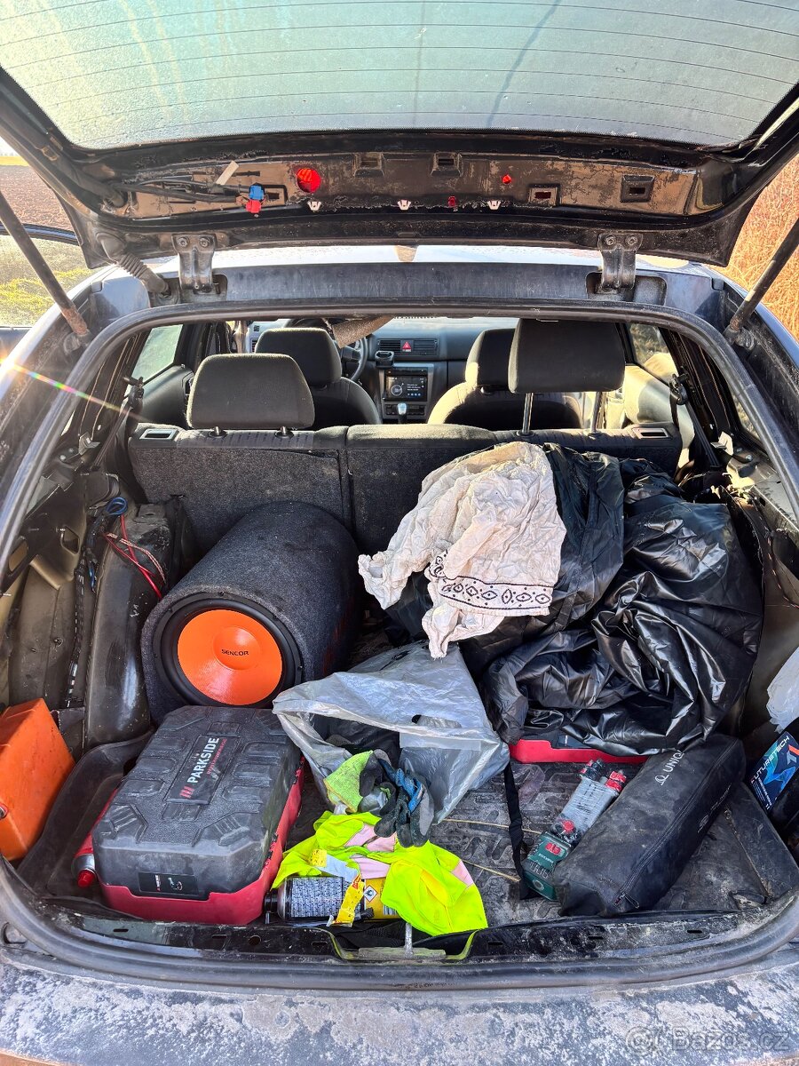 Škoda octavia 1 combi rs díly z vozu - 9