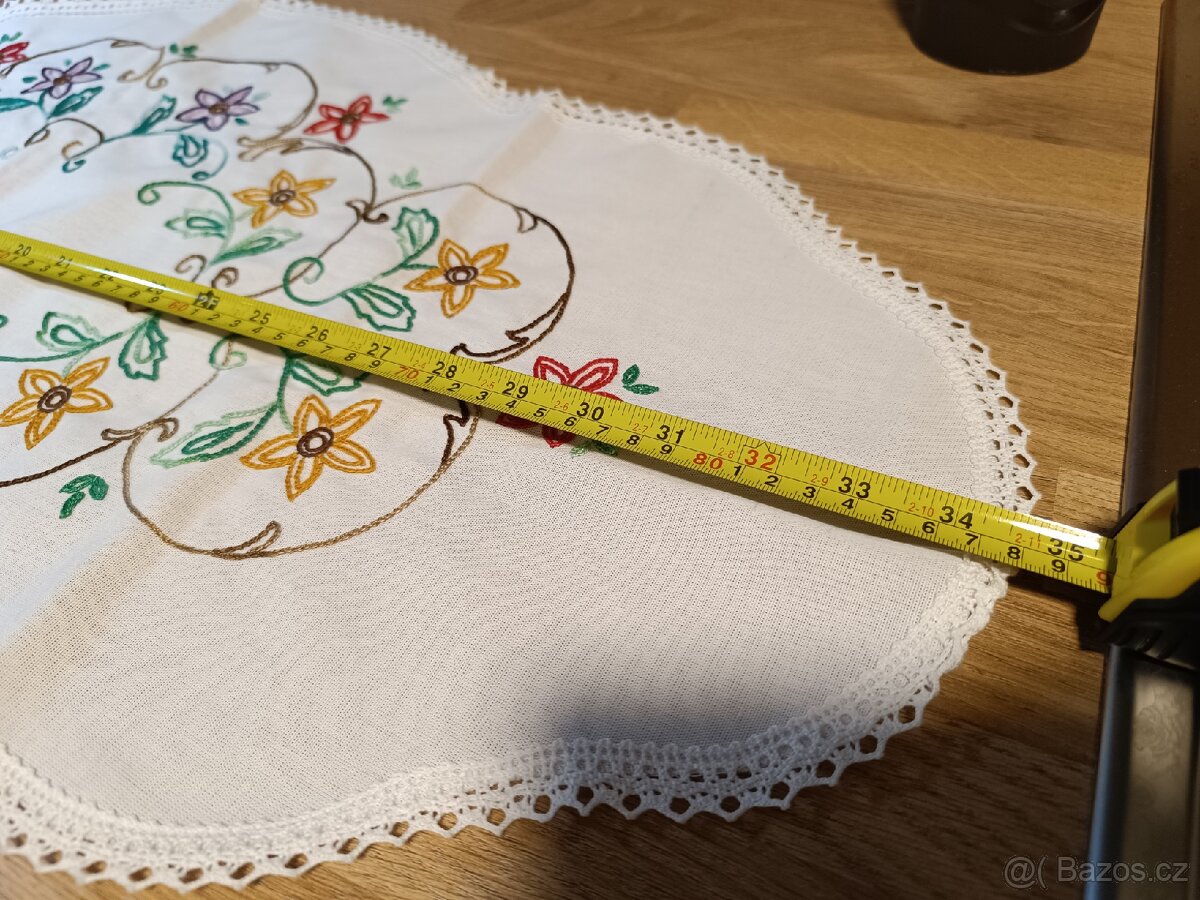 Prodej různých ubrusů - 9