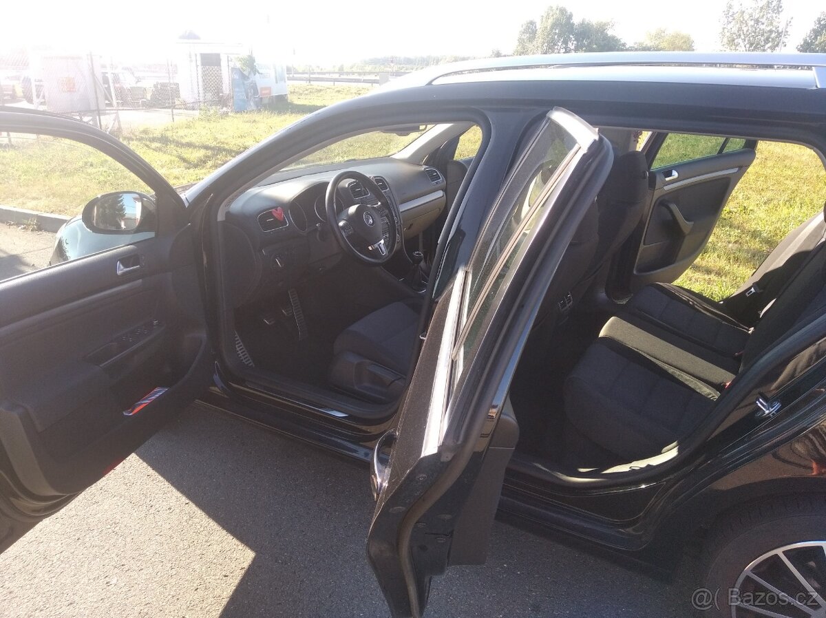 Volksvagen Golf Style 2.0 Tdi kombi - 9
