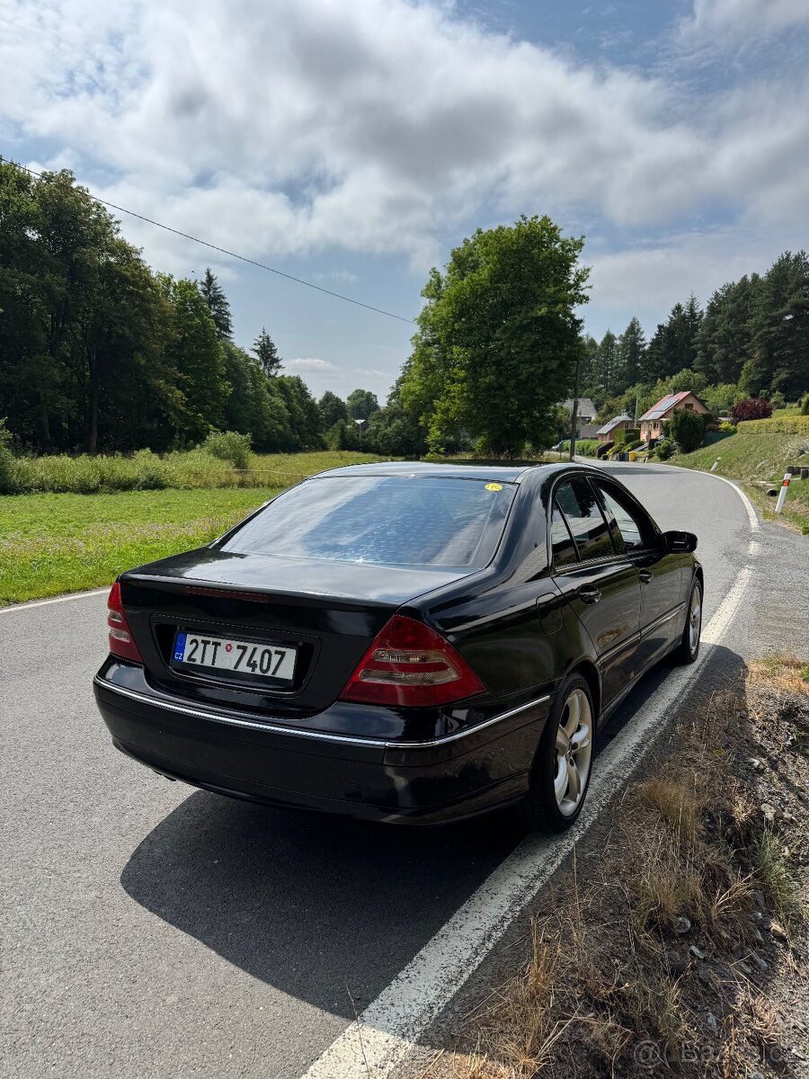 Mercedes-Benz c200 - 9