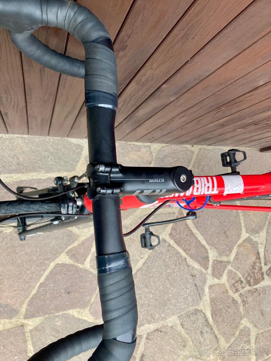 Silniční kolo B’TWIN Triban 500, vel. M – lehké, spolehlivé, - 9