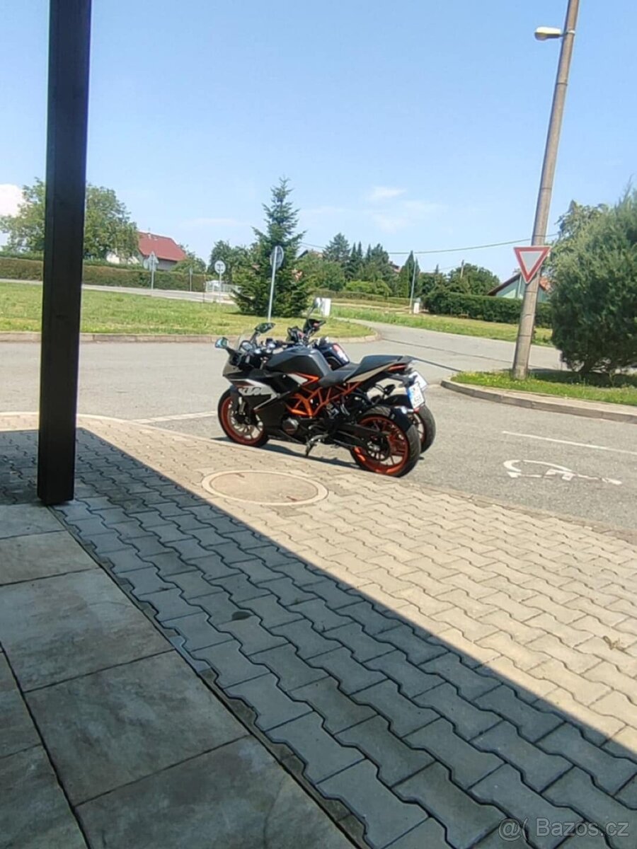 Prodám KTM RC 125 - 9