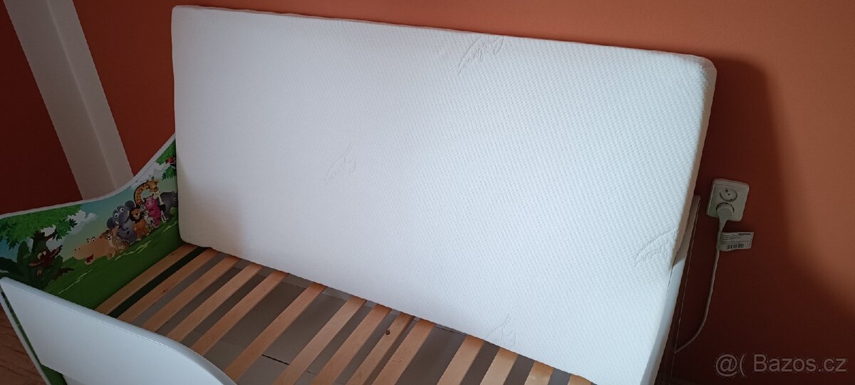 Dětská postel se zvířátky - 9