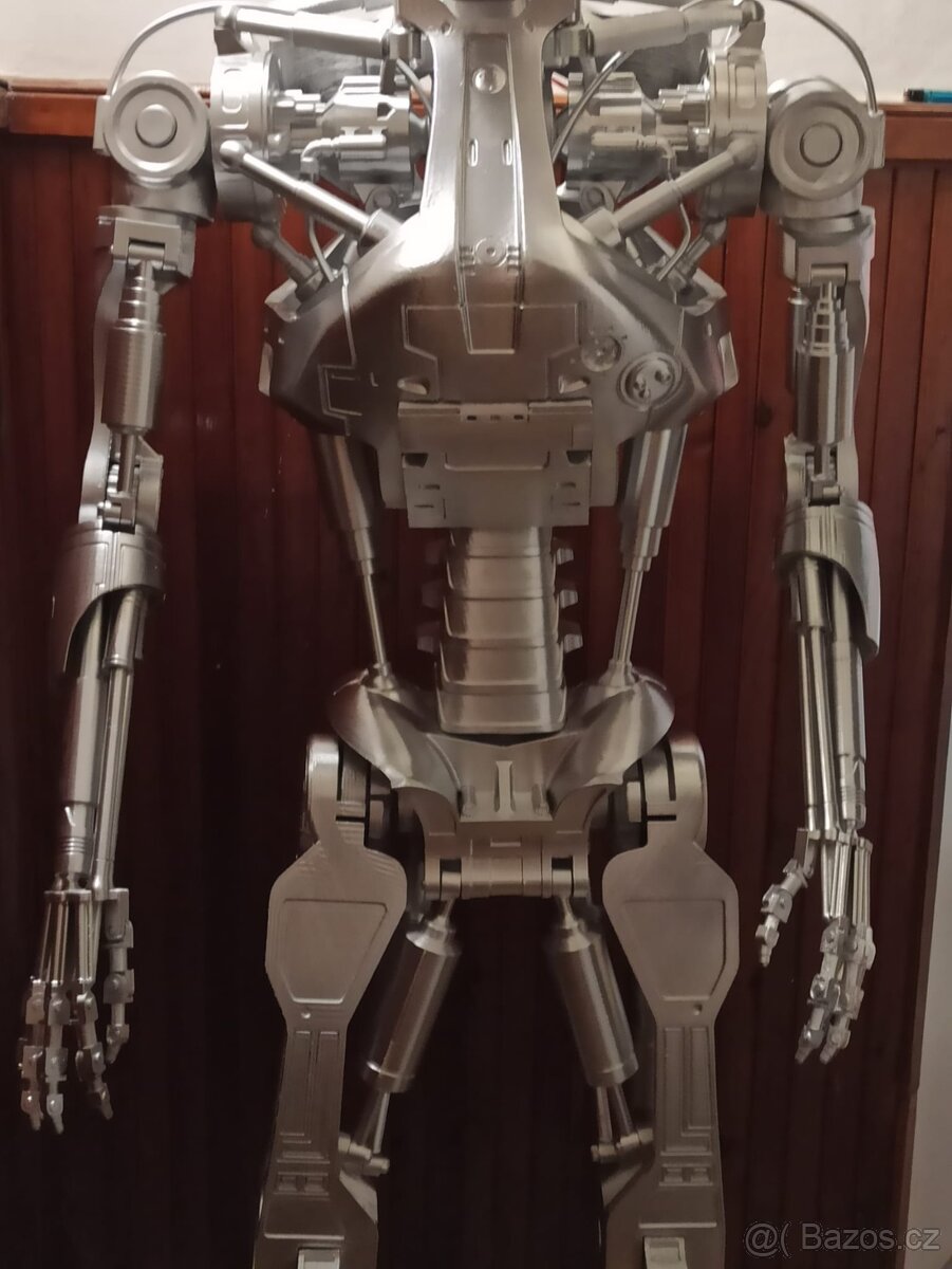 TERMINÁTOR T-800 vel. 1:1 - 9