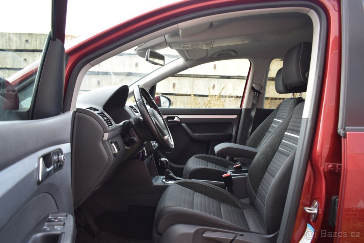 Volkswagen Touran 1.4TSi+CNG/AUTOMAT/2014/VÝBAVA - 9