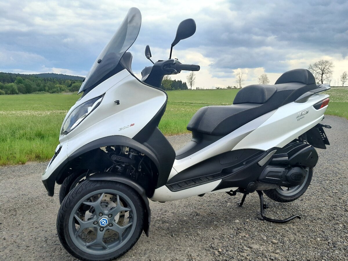 Piaggio MP3 300i ABS,ASR - 9