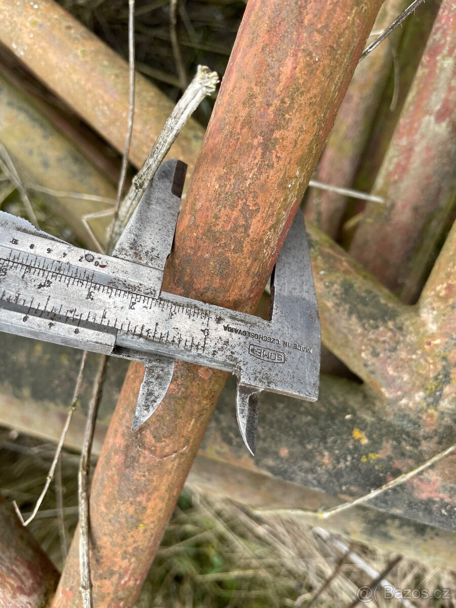 Kovová konstrukce krov stodoly - 9