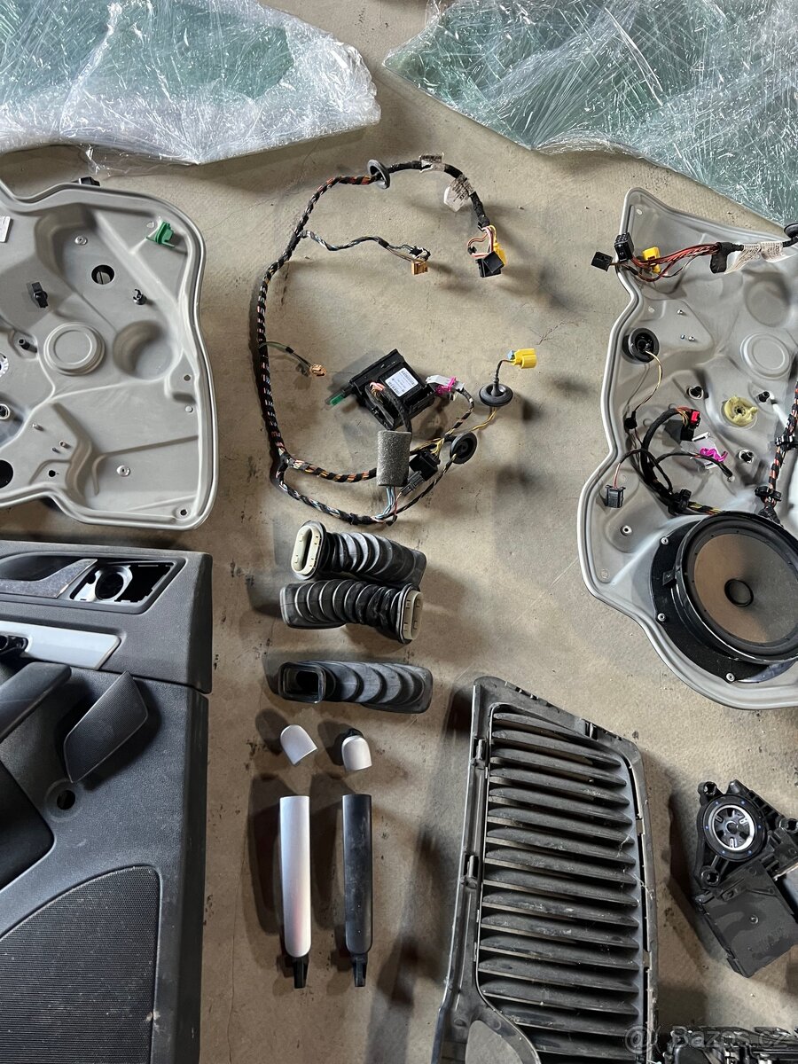 Škoda Octavia 2 díly - 9