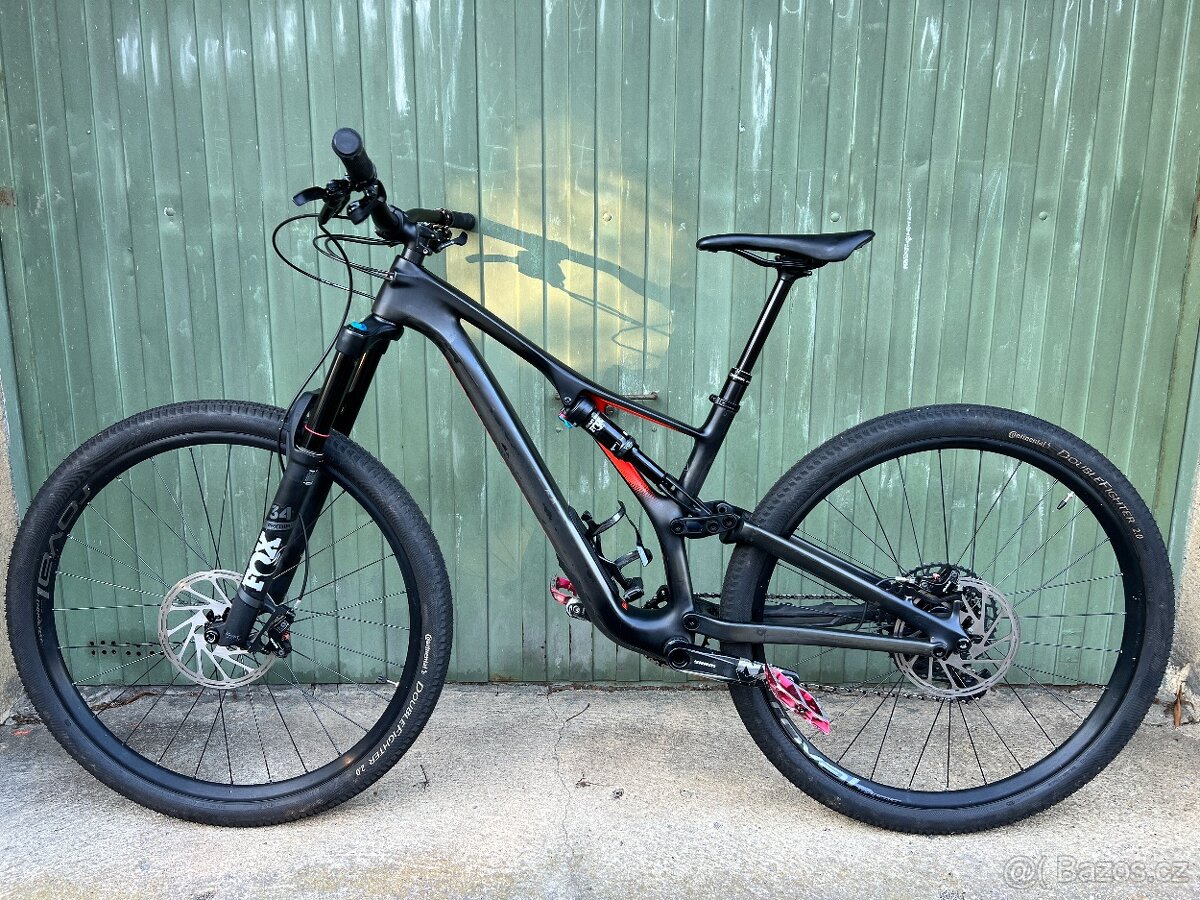 Trailové karbonové kolo Specialized Stumpjumper 29" - 9