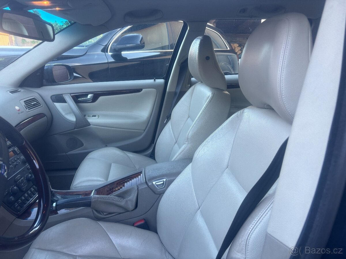Volvo V70 2,5 AWD - 9