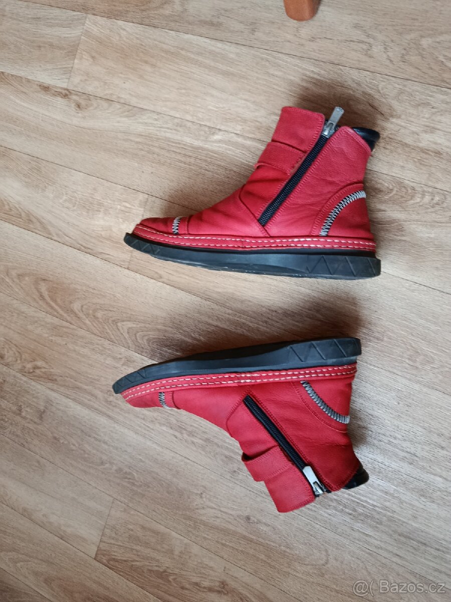 Prodám zimní obuv dámskou ,kvalitní,značkovou. - 9