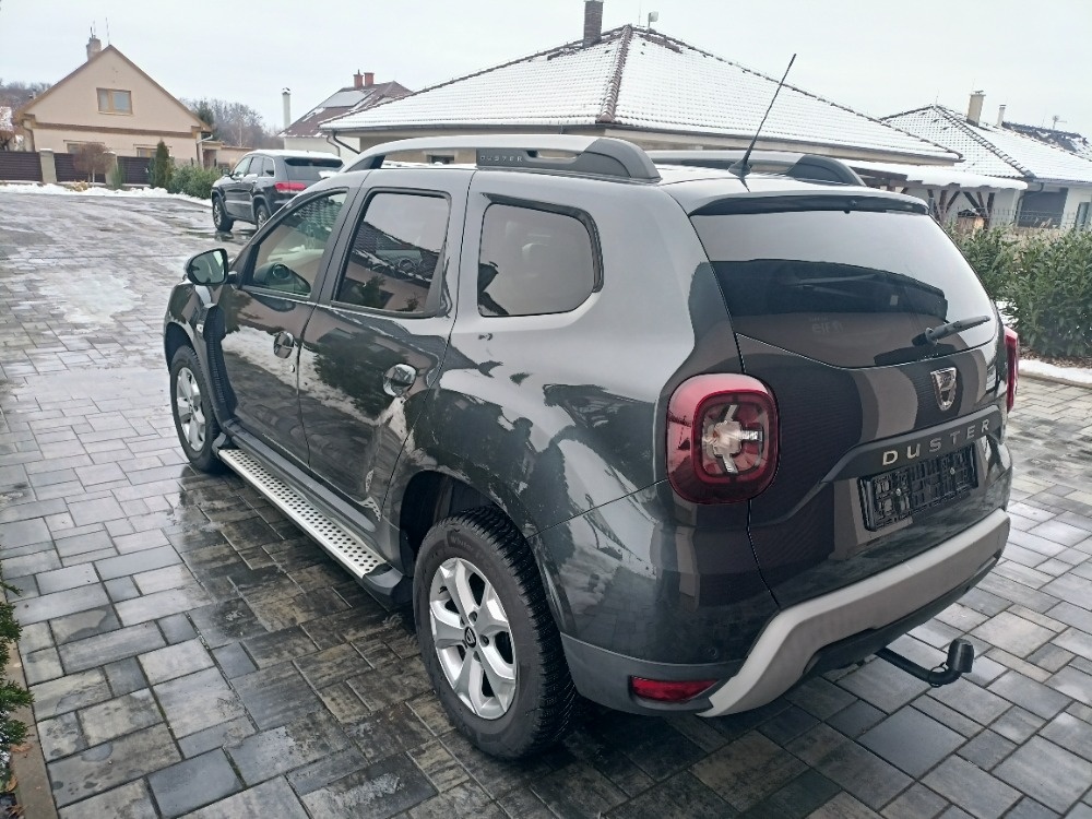Dacia Duster 1.6i SE Winterpaket Navi Digi Klima Kamera - 9
