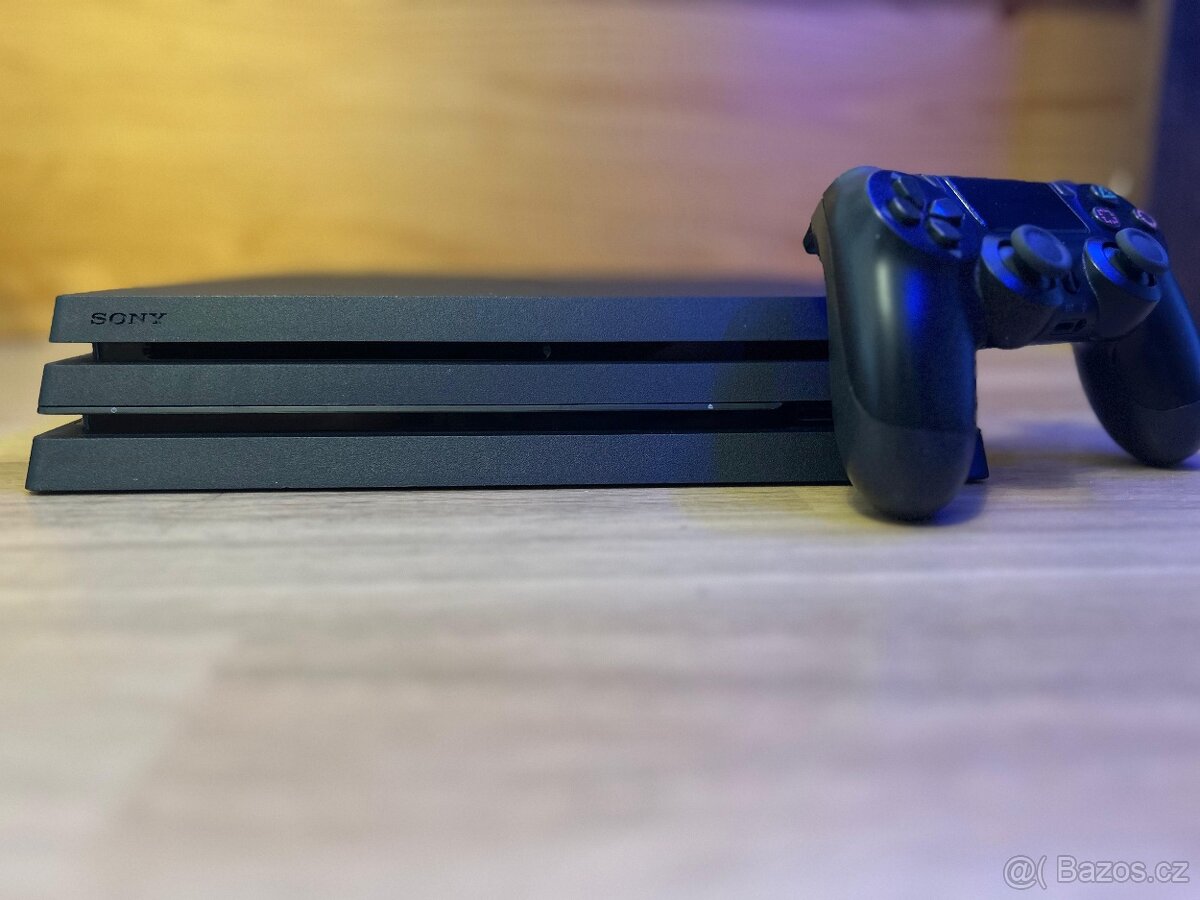 PS4 Pro - 9