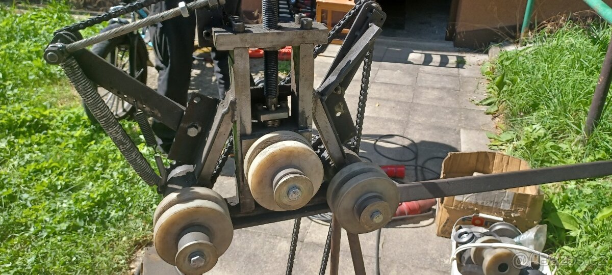 Ohýbačka profilů - 9