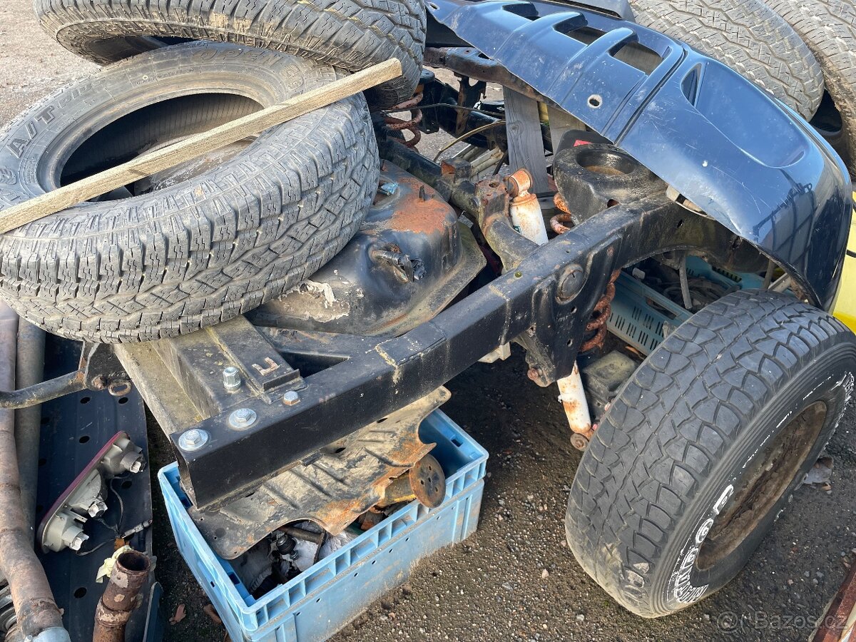 Nissan patrol y60 - 9