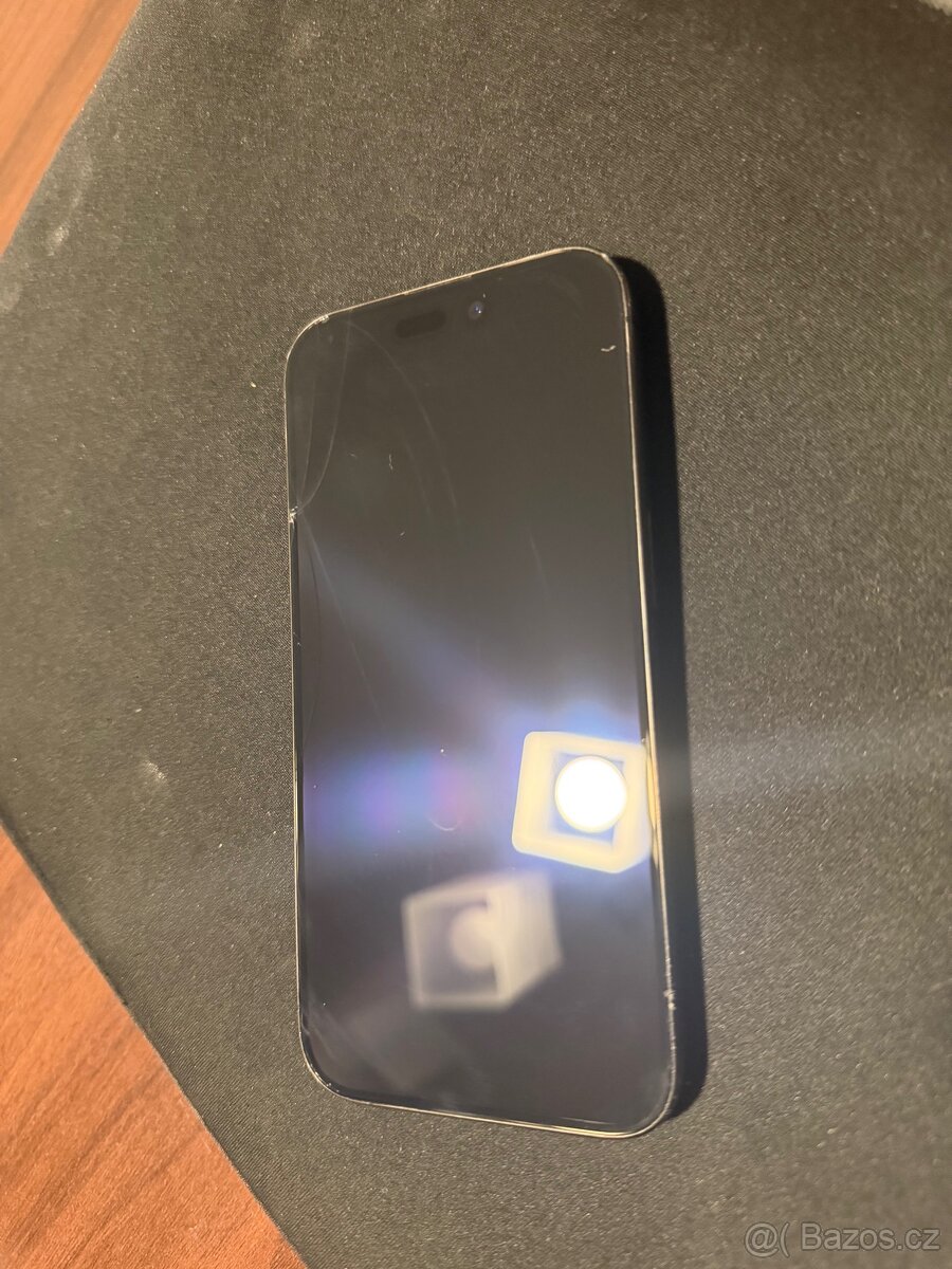 iPhone 15 pro 128 gb - 9
