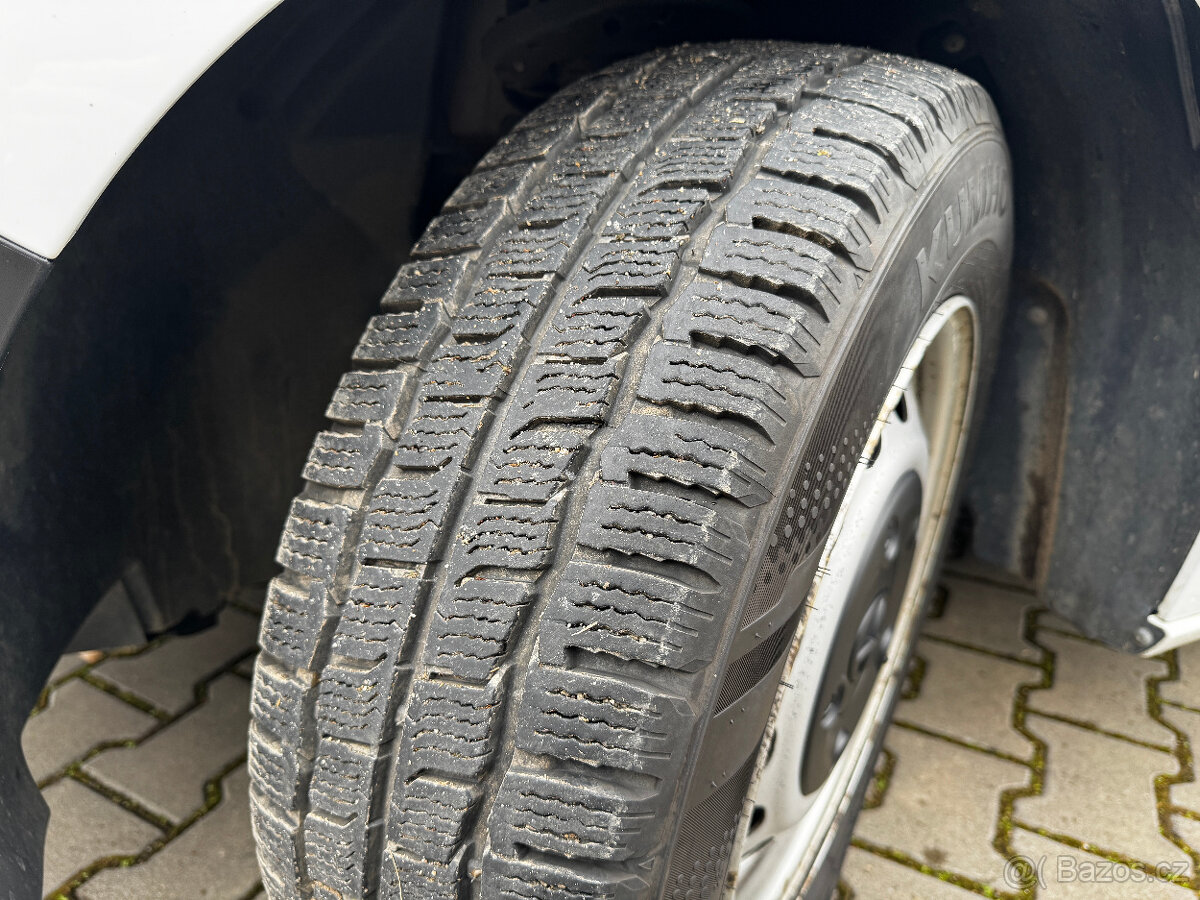 Toyota Proace kombi, 2.0 D4-D, L2, 8 míst, záruka do 9/2028 - 9