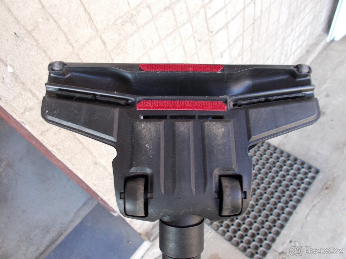 vysavač - 9