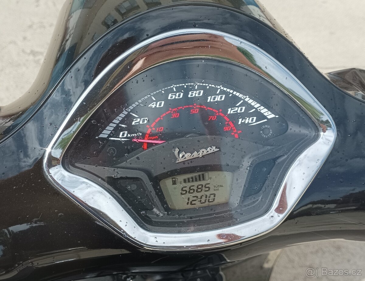 Vespa GTS 300 i.e. ABS - 9