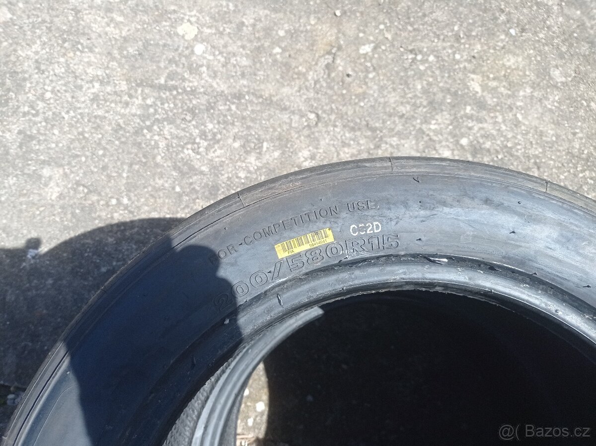 Závodní pneu - 9