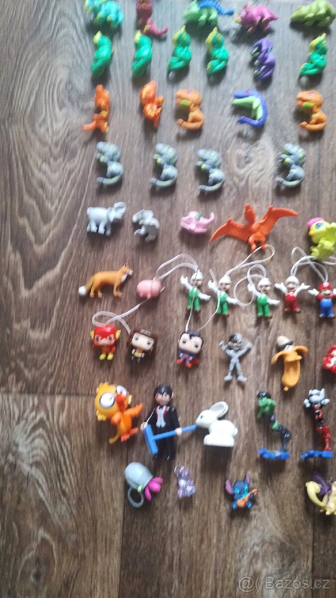 Kinder Joy figurky atd. - 9