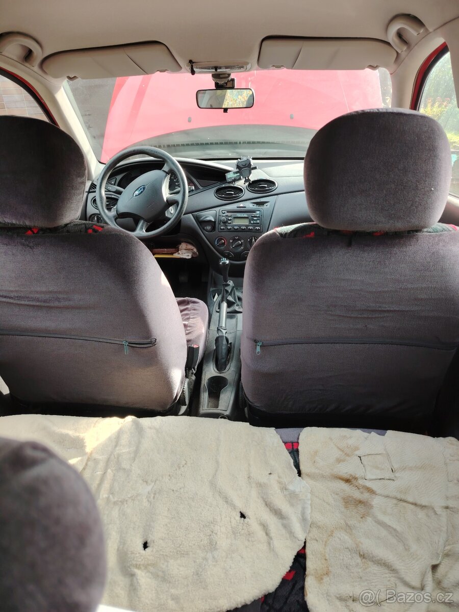 Prodám Ford Focus 1.6 benzín kombi - 9