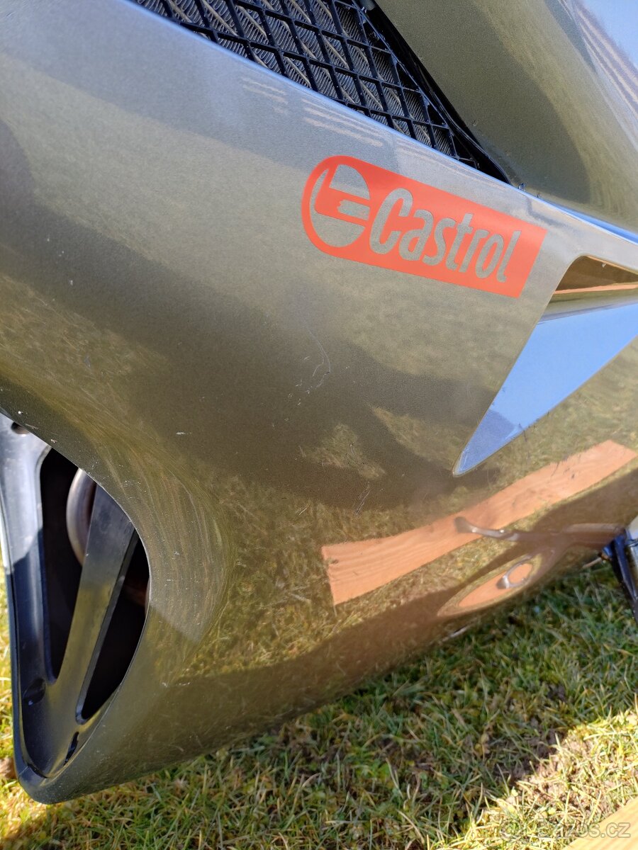 Honda VFR 800 VTEC - 9