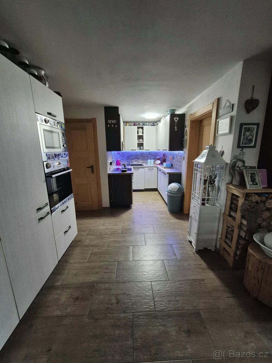 Prodej rodinného domu 115 m², pozemek 436 m² - 9