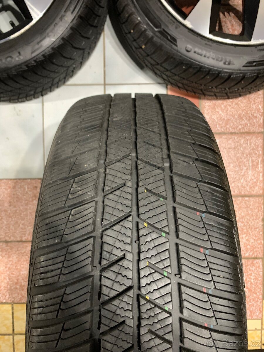 Alu kola Škoda R18 5X112 ZÁNOVNÍ ZIMNÍ PNEU 235/45 R18 8,5mm - 9