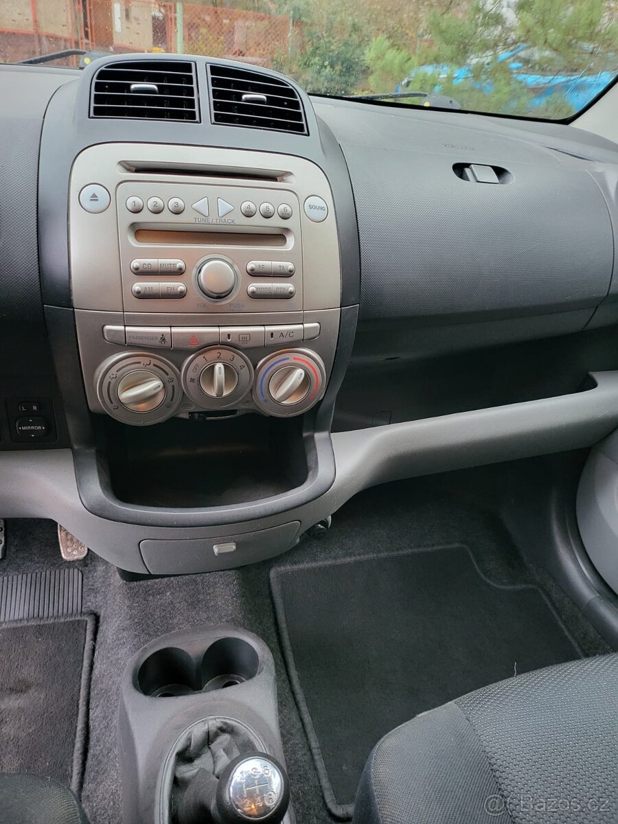 Subaru Justy 1.0i KLIMA - 9