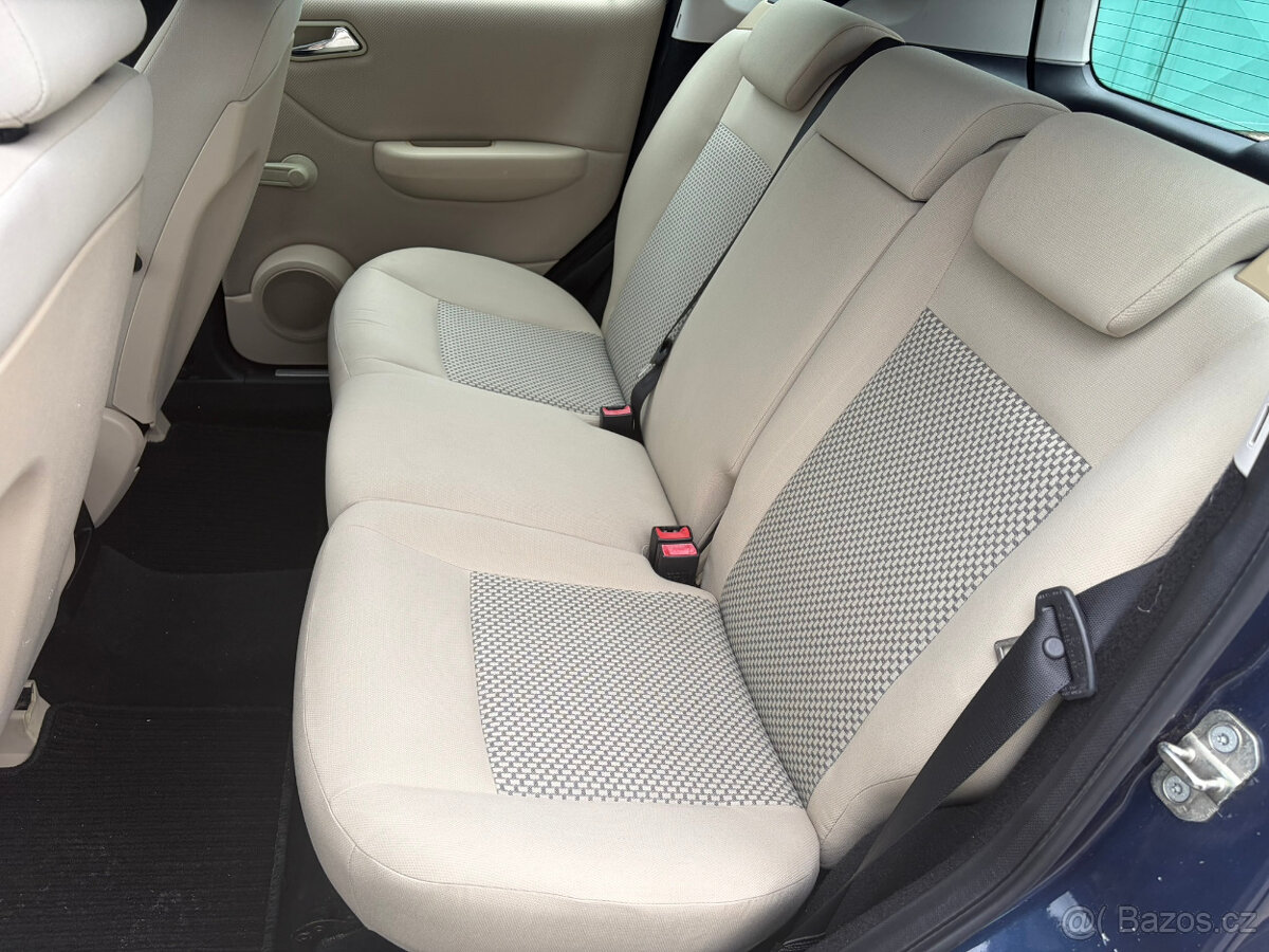 Mercedes - Benz A170 - 9