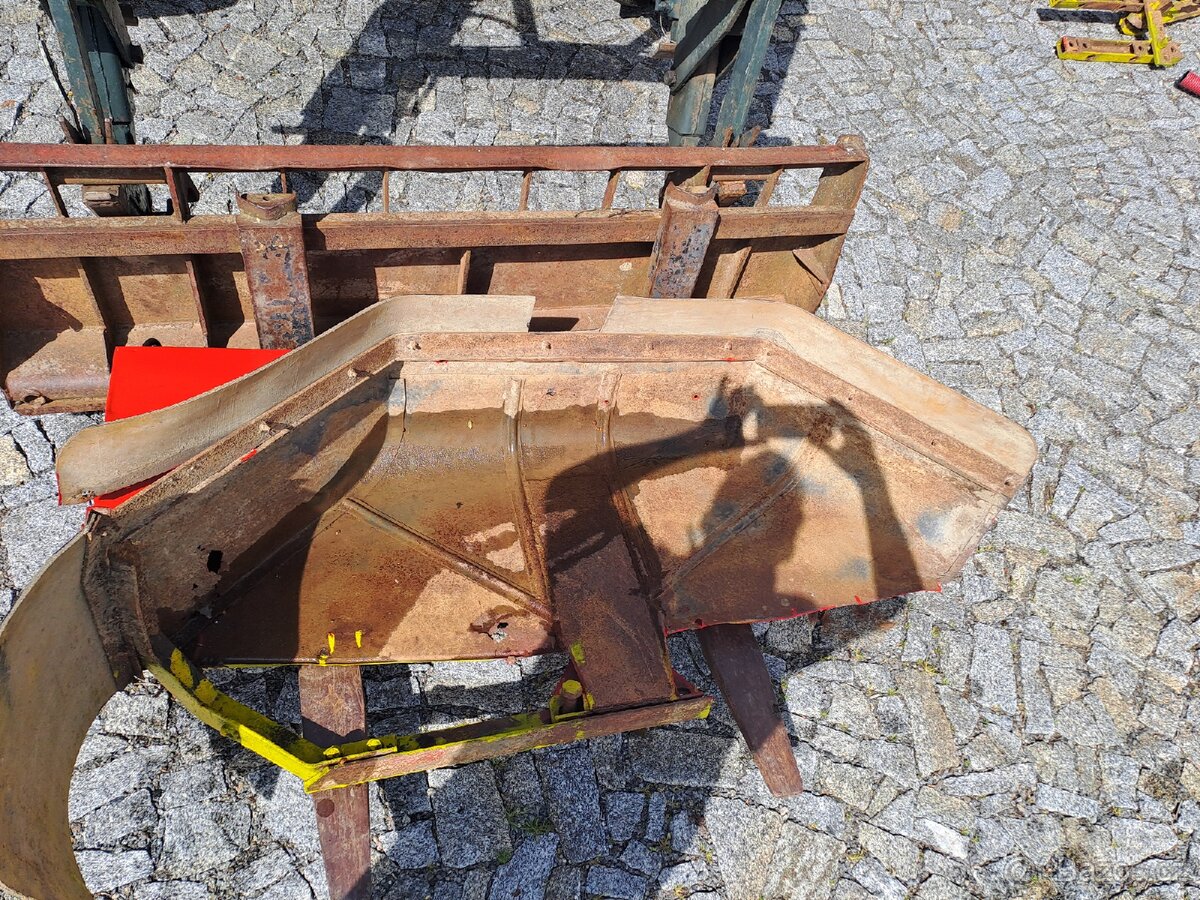 Blatníky Zetor 25 - 9