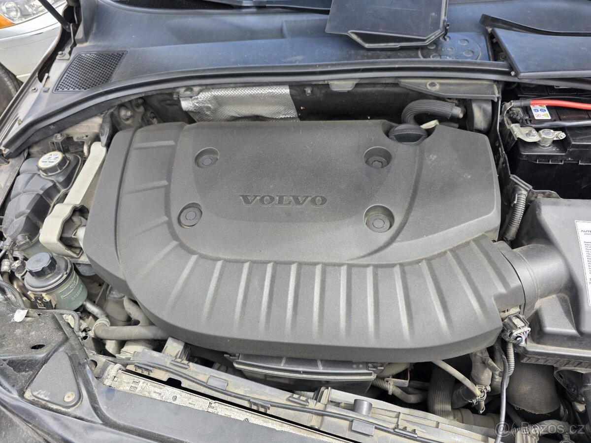 Volvo XC70 inscription D5 162kw - Náhradní díly - 9